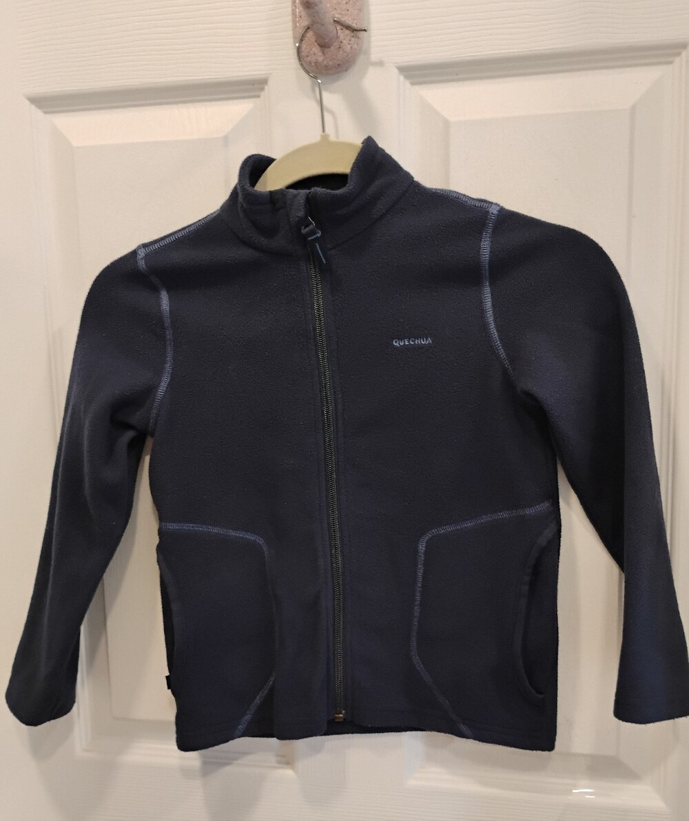 🩷 Lightweight polar fleece zip front jacket... 3/$21